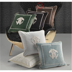 Platinum Snake 40x40 cm párna (M66)