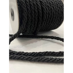 Paszomány 25m x 10 mm Fekete